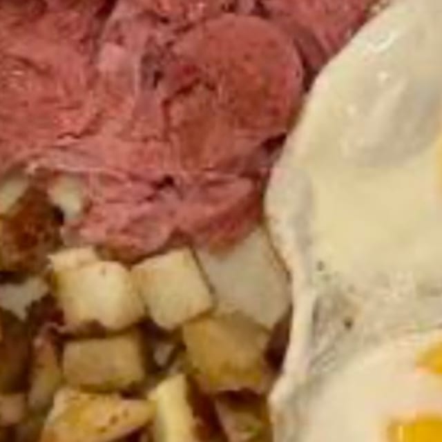 PASTRAMI WITH TWO EGGS.