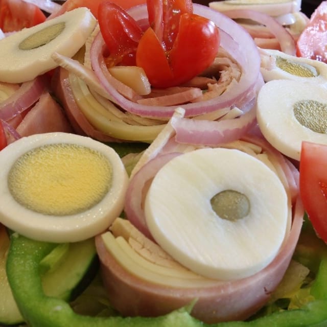 CHEF'S SALAD.