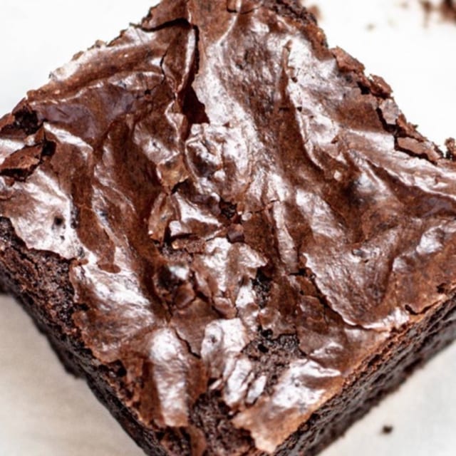 LARGE BROWNIE.