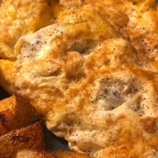 MUSHROOM OMELETTE