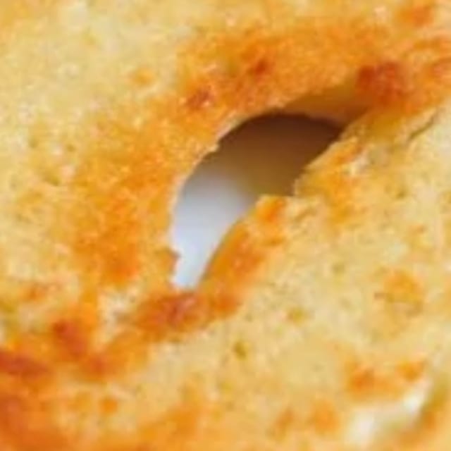 BAGEL WITH BUTTER.