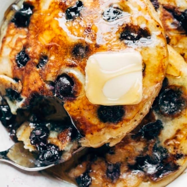 BLUEBERRY PANCAKES.