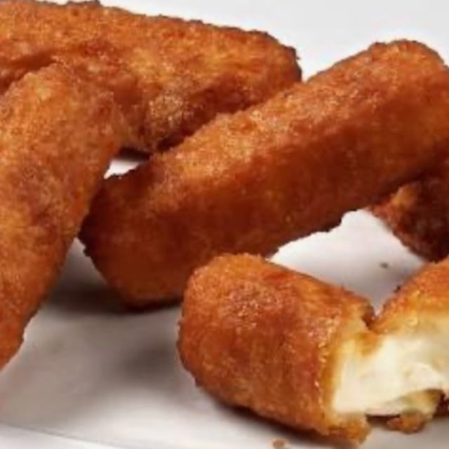 FRIED MOZZARELLA STICKS.