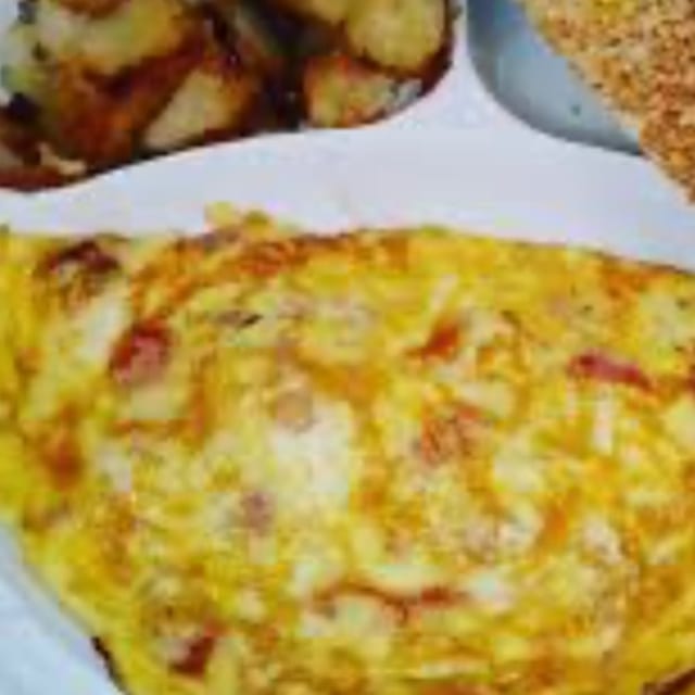 HAM OMELETTE.