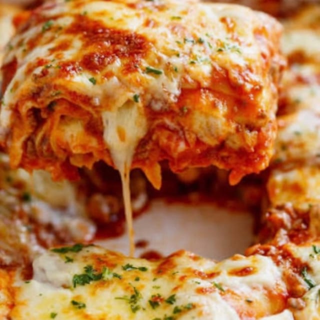OLD COUNTRY LASAGNA.
